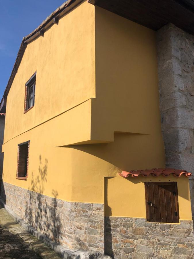 Vivienda Vacacional El Navariegu 1 Villanueva de Pria Exteriér fotografie